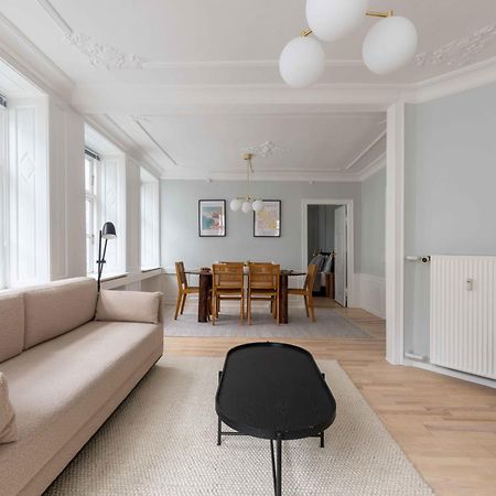Spacious Tivoli Gardens Apartment W 3 Bedrooms Kopenhaga Zewnętrze zdjęcie