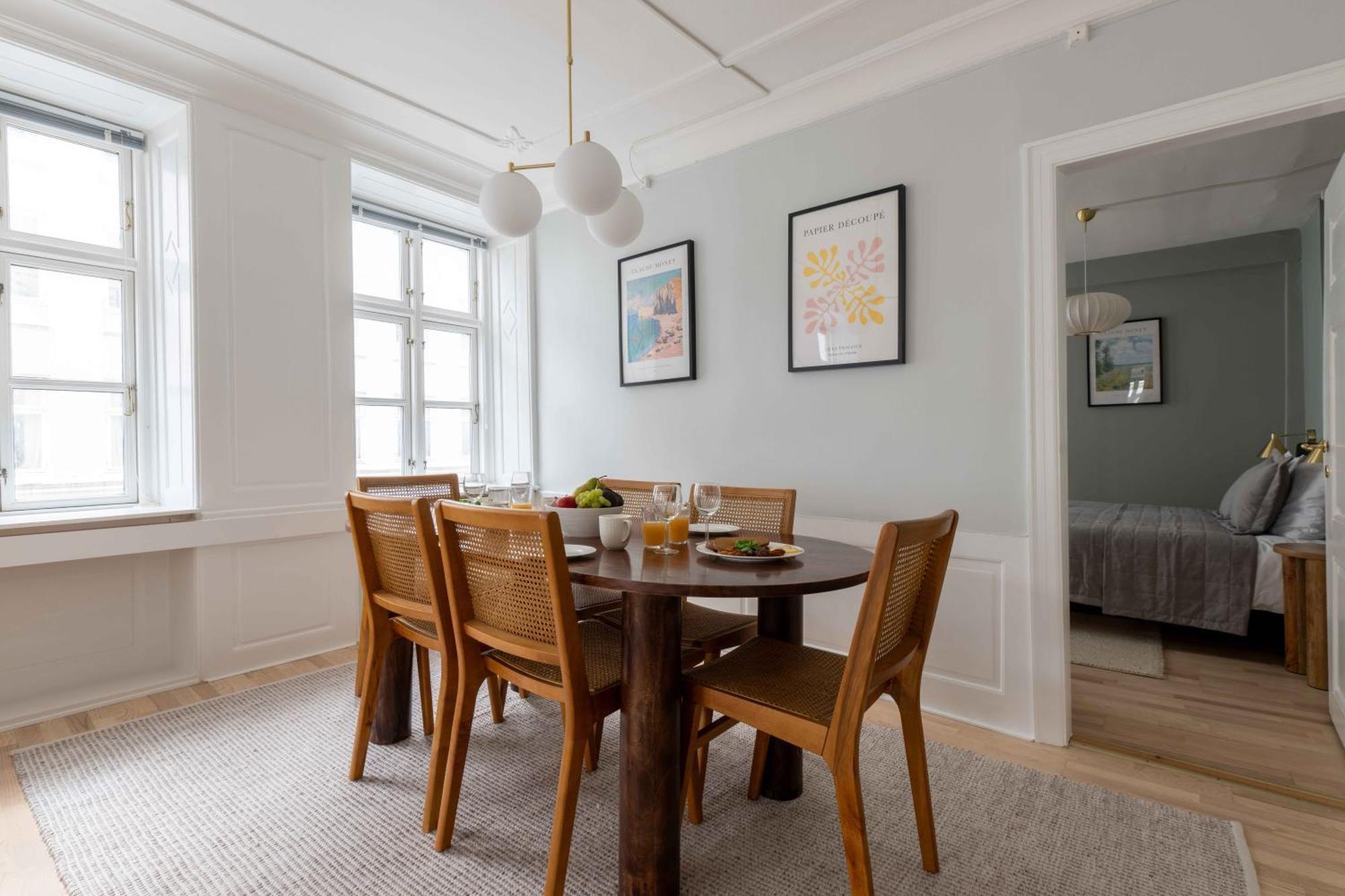 Spacious Tivoli Gardens Apartment W 3 Bedrooms Kopenhaga Zewnętrze zdjęcie